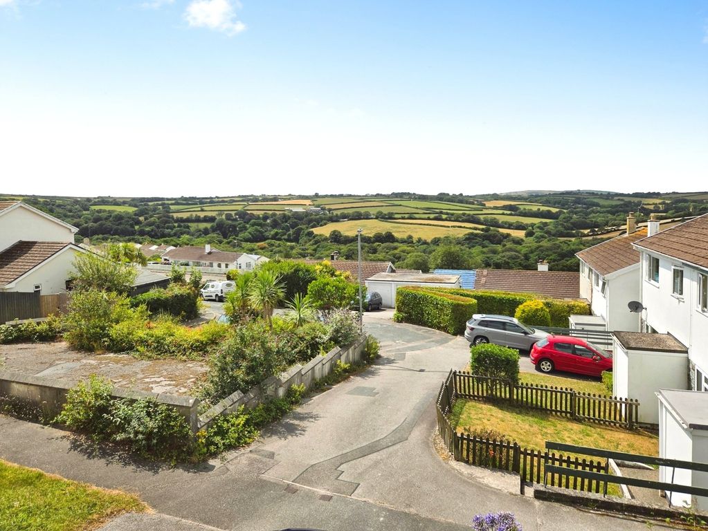 Property photo 1 of 20 1 - Picture No. 09