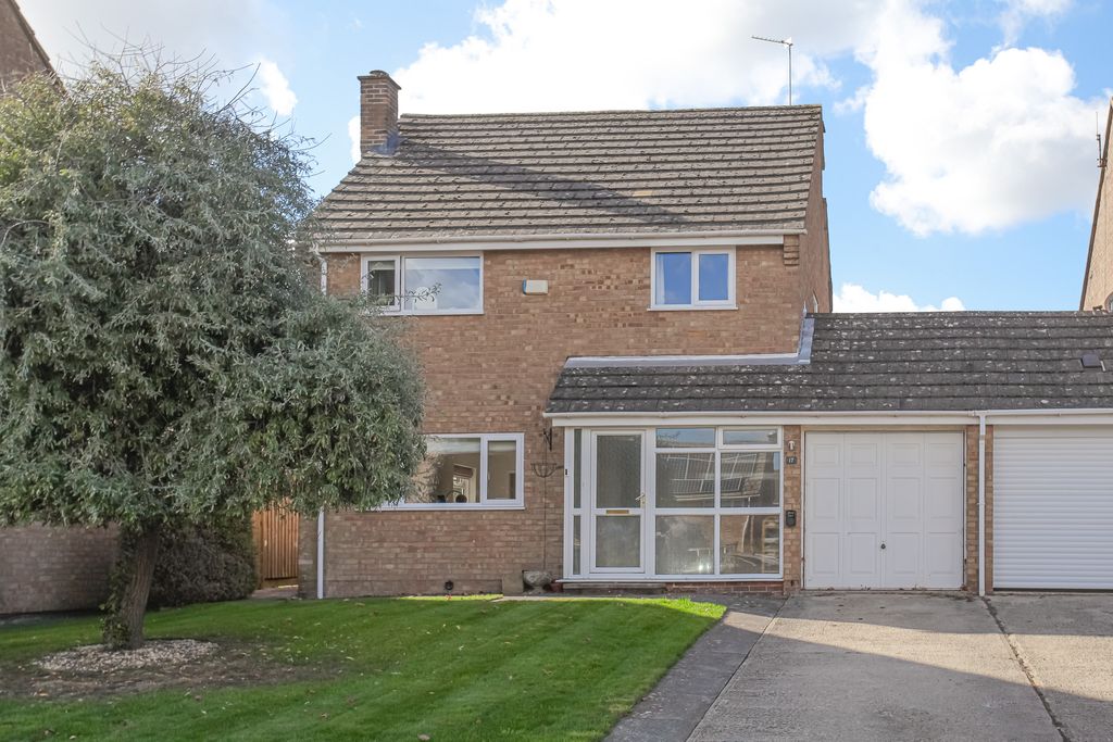Property photo 1 of 23