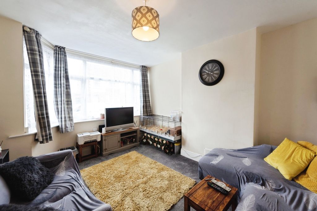 Property photo 3 of 14 Pbox-Img.Jpg