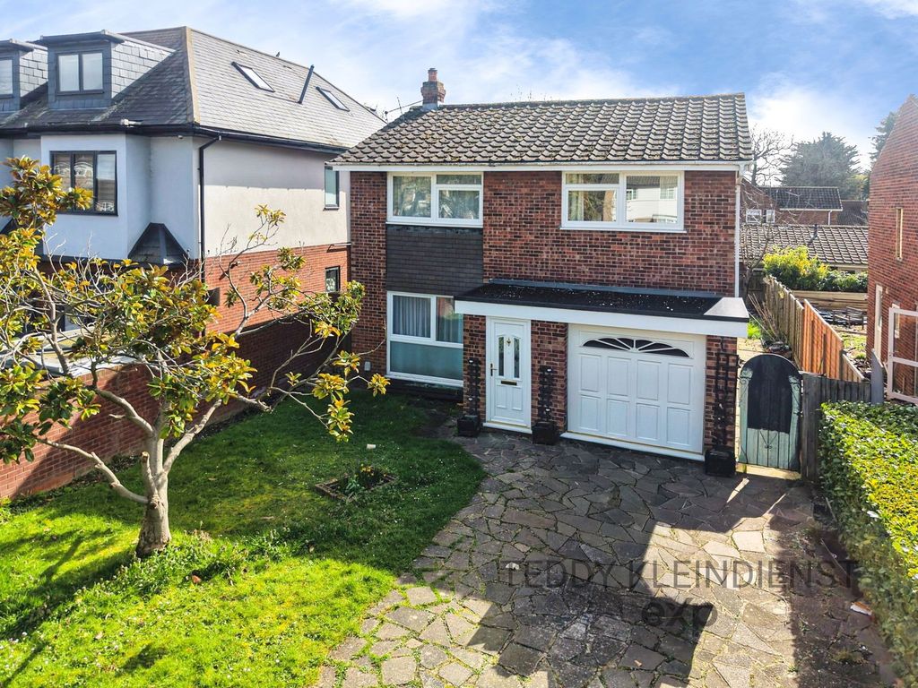 Property photo 1 of 13