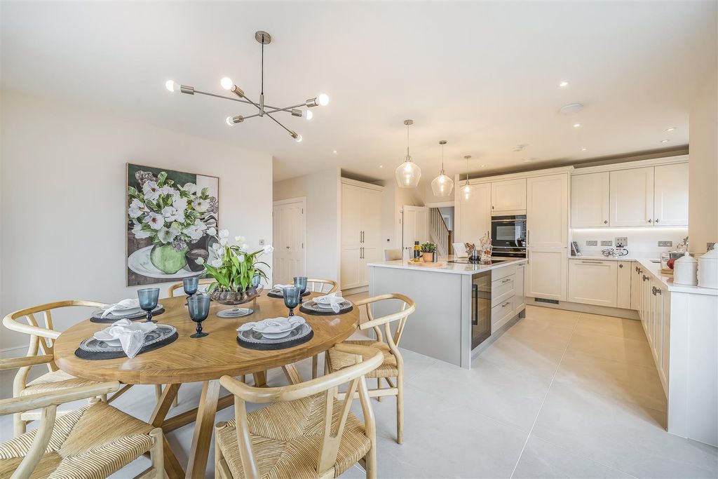 Property photo 3 of 20 1359744-17-68De51A41cd0c.Jpg