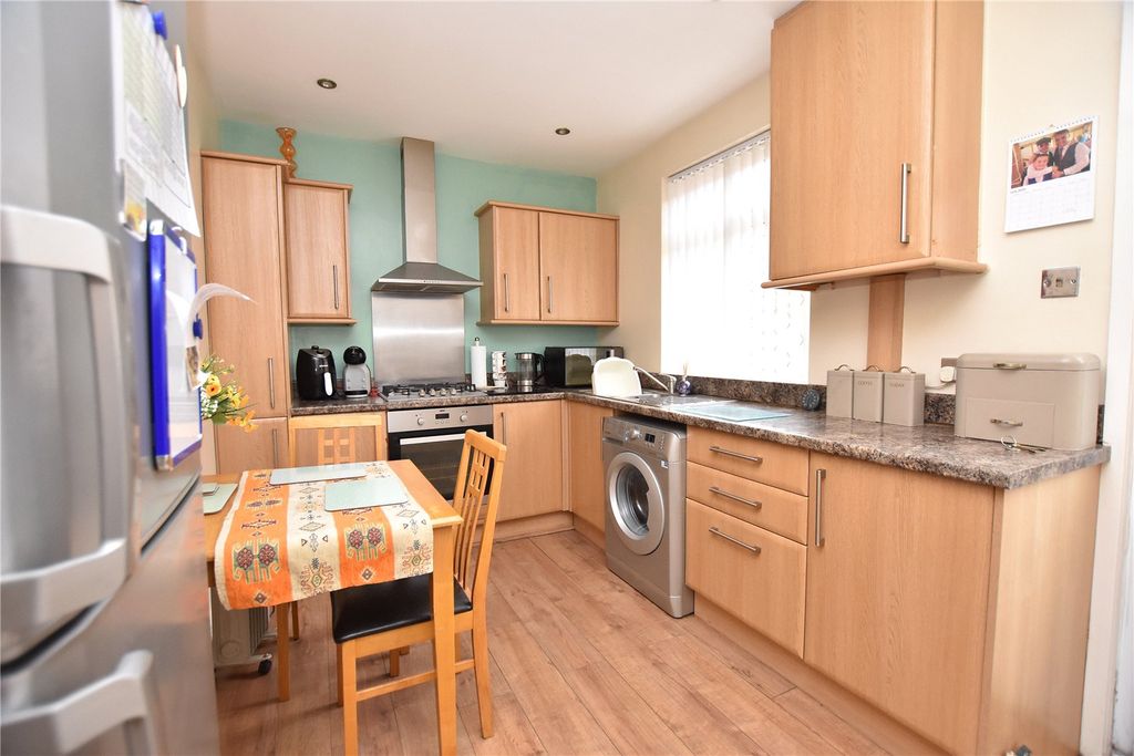 Property photo 3 of 14 Picture No. 35