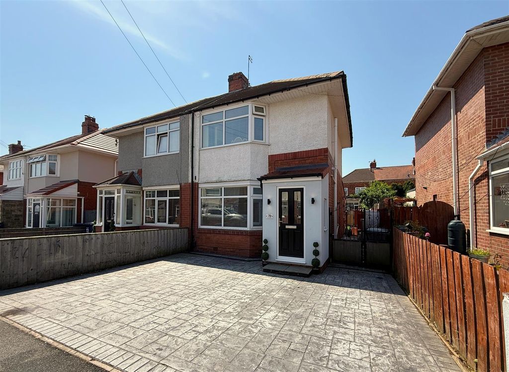 Property photo 1 of 20 70 Warwick Ext.Jpg