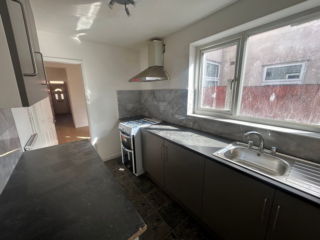 Property photo 3 of 9 Image