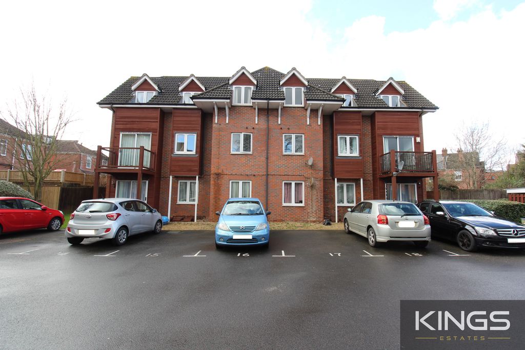 Property photo 1 of 8 Img_4115_1_Original