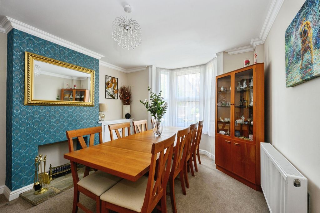 Property photo 1 of 15 Picture No. 09