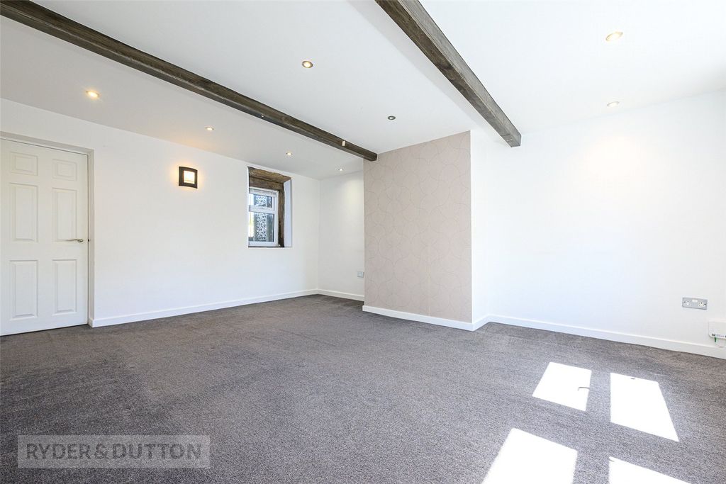 Property photo 3 of 16 Picture No. 06