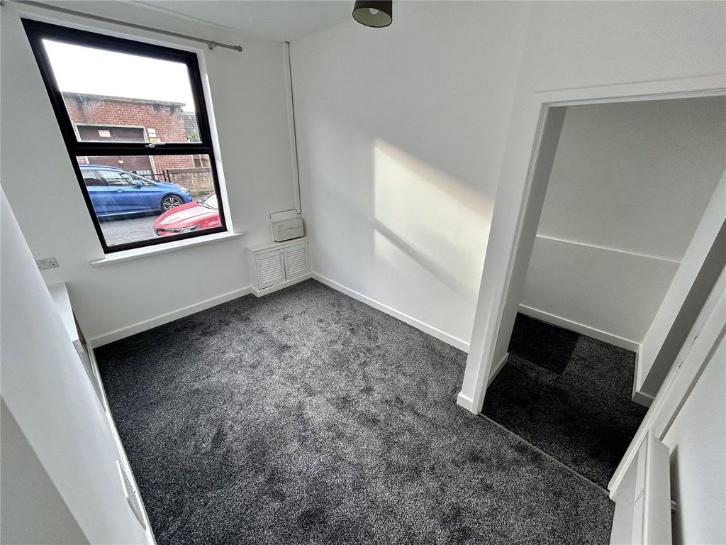 Property photo 2 of 15 Living Room