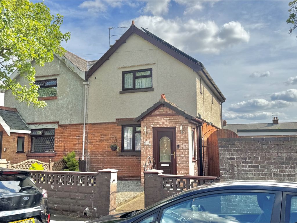 Property photo 3 of 11