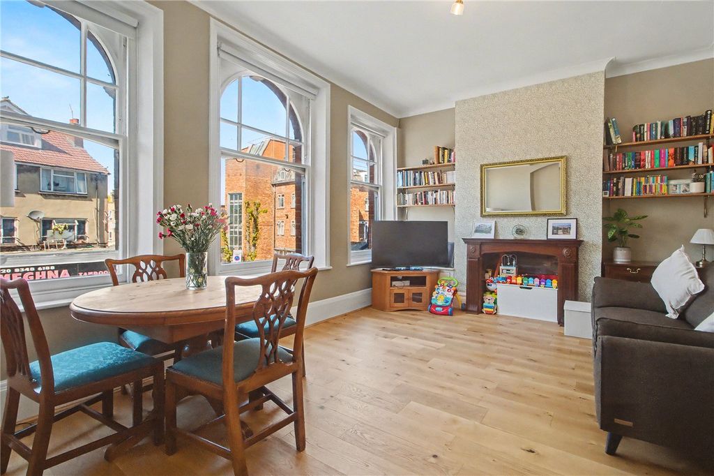 Property photo 1 of 10 Picture No. 05