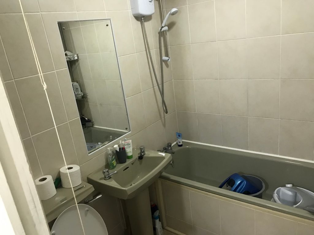 Property photo 3 of 4