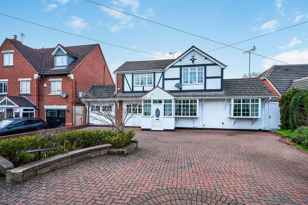 Property photo 1 of 27