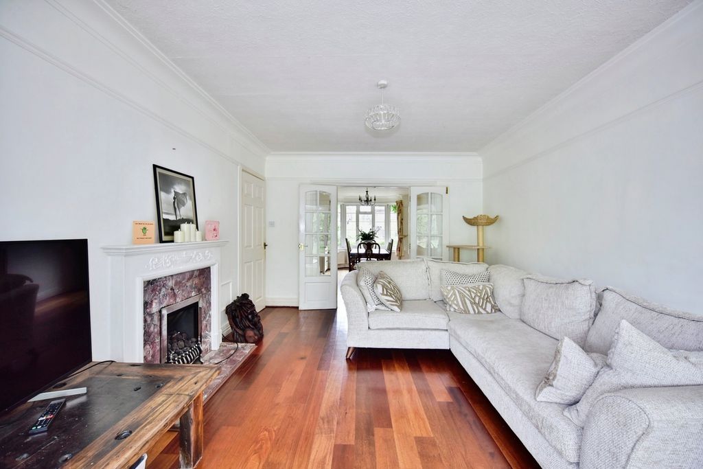 Property photo 2 of 19 Pbox-Img.Jpg