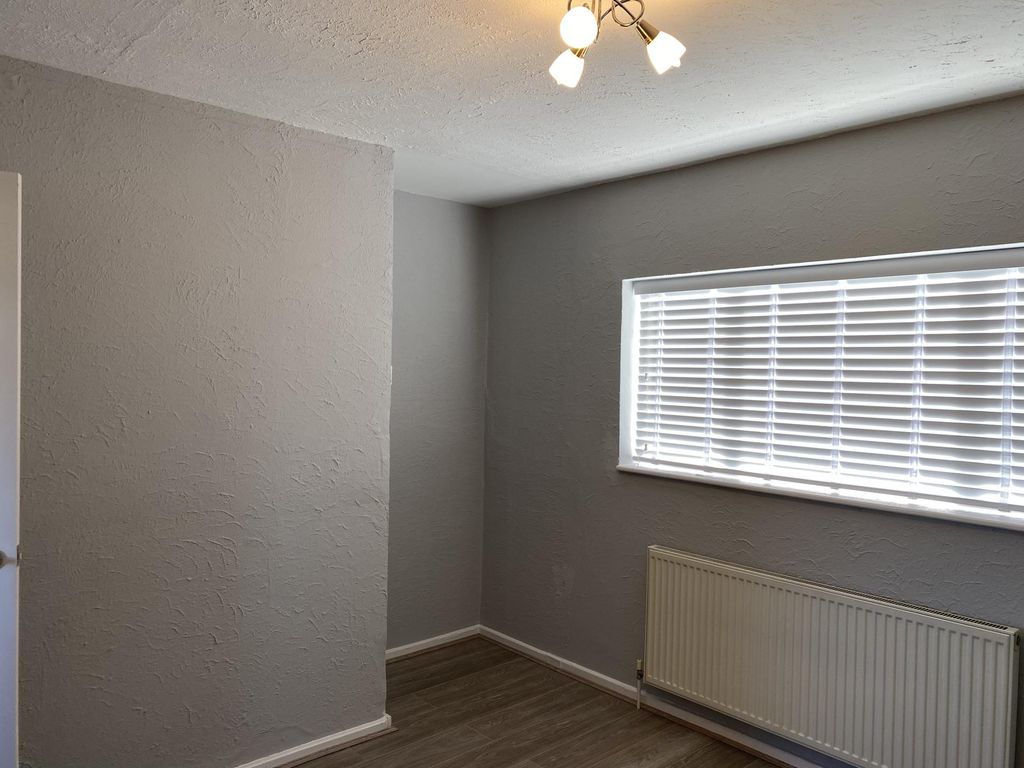 Property photo 3 of 13 Photo 2