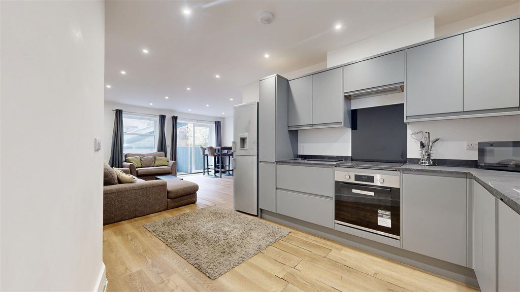 Property photo 2 of 10 01192026_163018.Jpg