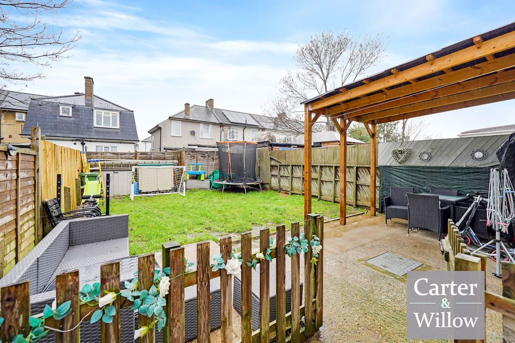 Property photo 2 of 13