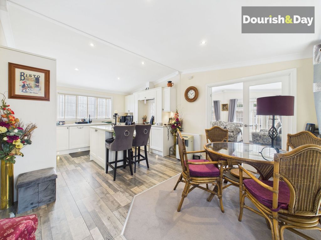 Property photo 2 of 15 Kitchen Diner