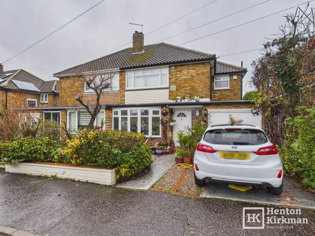 Property photo 1 of 3