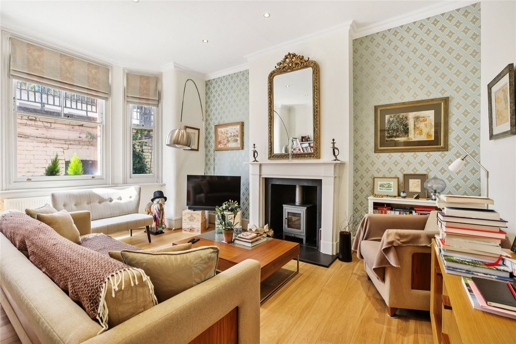 Property photo 1 of 17 Reception Room