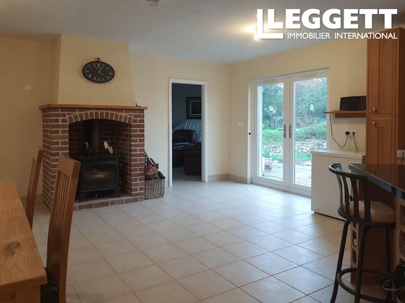Property photo 2 of 10