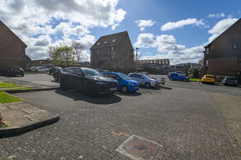 Additional image 11 of 1 bed flat for saleMeon Close, Petersfield GU32