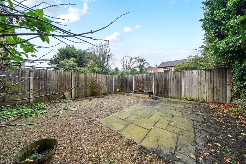 Property photo 3 of 9 Picture No. 11