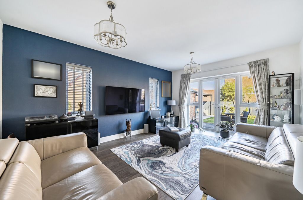 Property photo 2 of 26 1465624-14-6A1730...