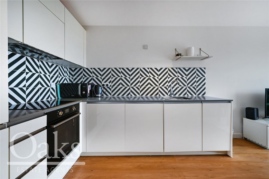 Property photo 3 of 8 Picture No. 02