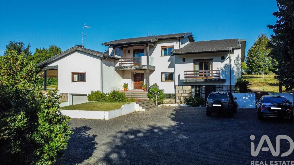 Property photo 2 of 29