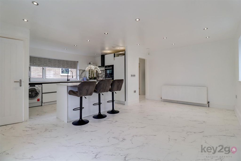 Property photo 2 of 17 Img_7543-Img_7545.Jpg