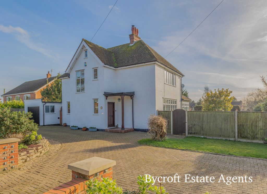 Property photo 1 of 24