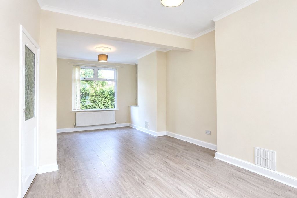Property photo 2 of 7 Picture No. 06