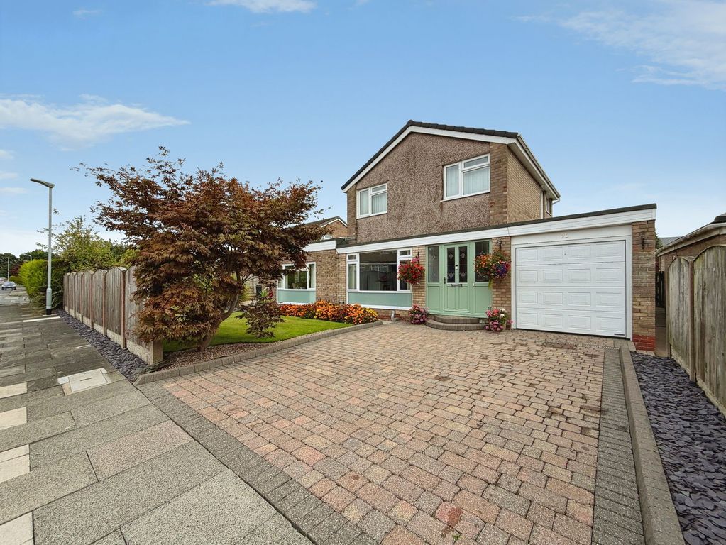 Property photo 1 of 30