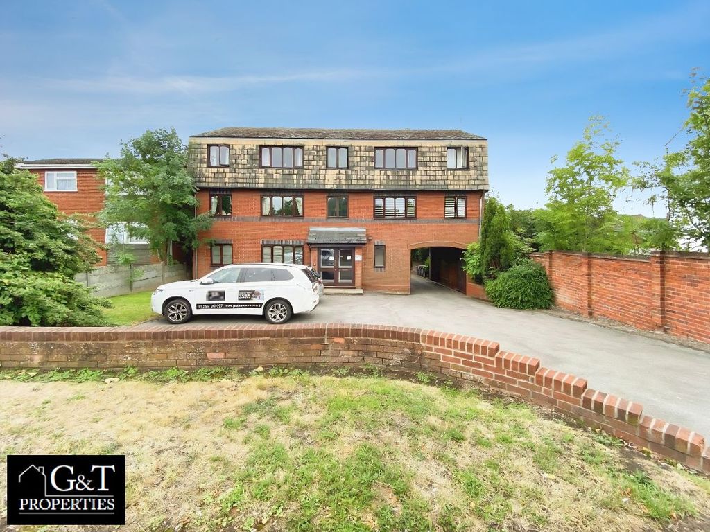 Property photo 1 of 3