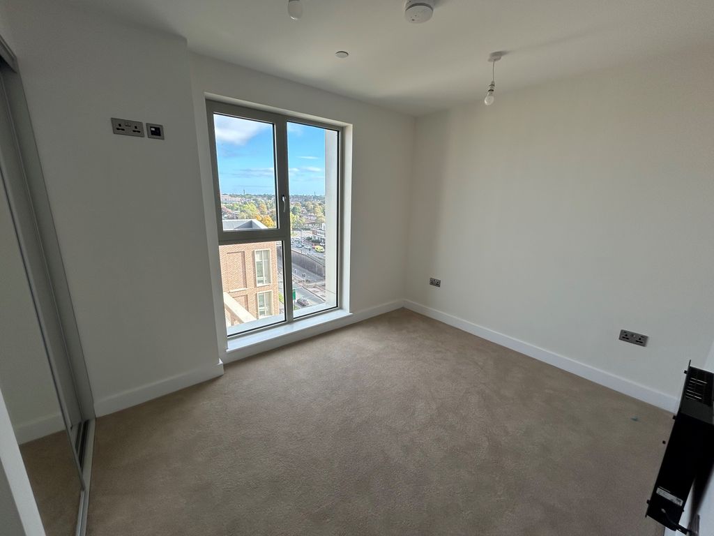 Property photo 3 of 4 Image