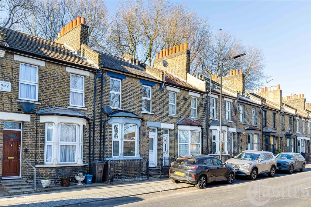 Property photo 2 of 19