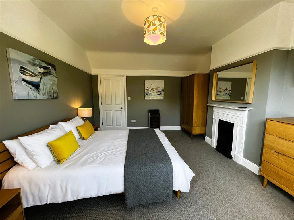 Additional image 13 of 4 bed property to rentSeven Sisters Road, St. Lawrence, Ventnor PO38