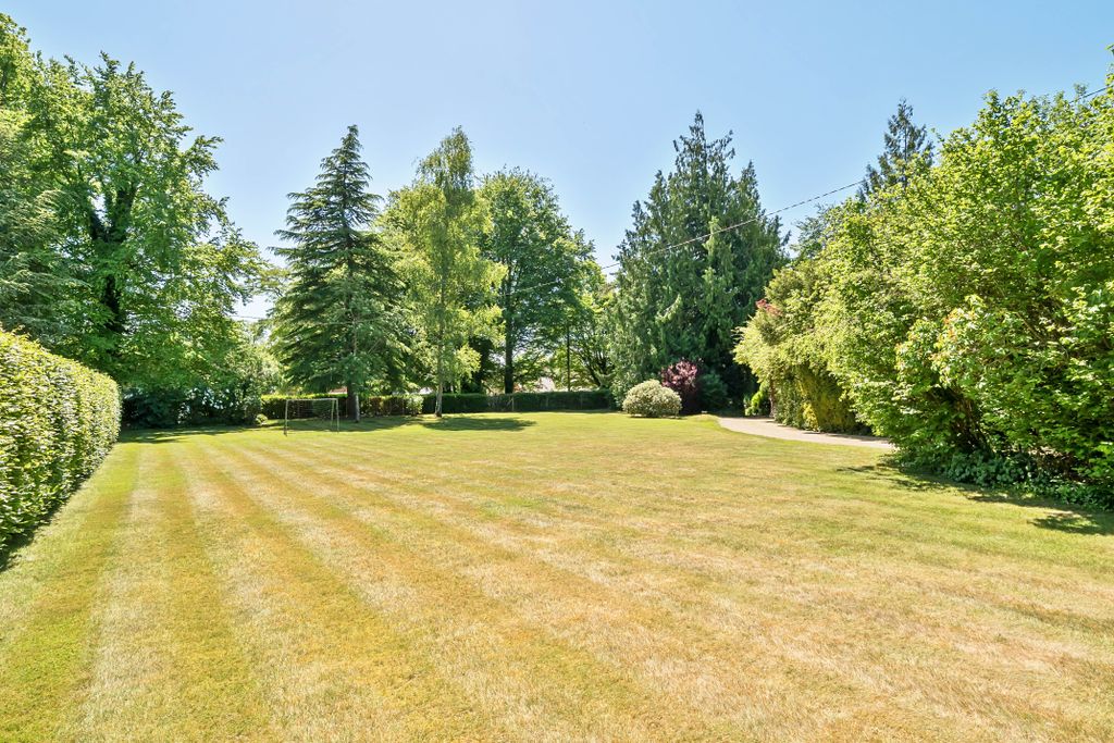 Property photo 3 of 18