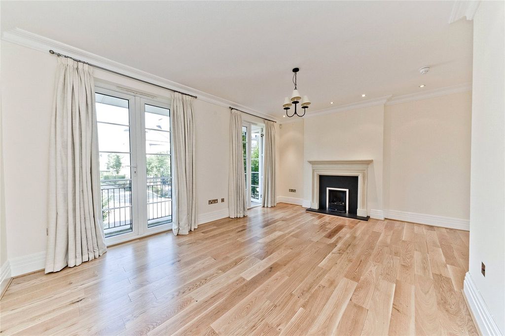 Property photo 2 of 12 Picture No. 02
