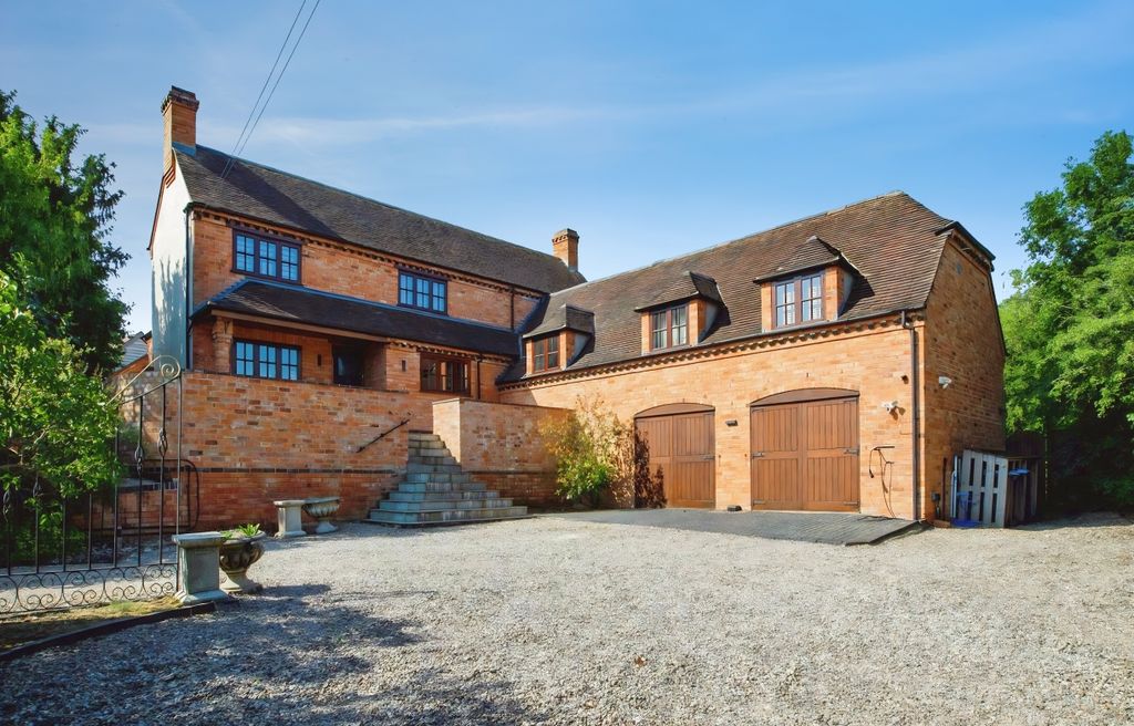 Property photo 3 of 58 B032F619-Cleeve15-030A