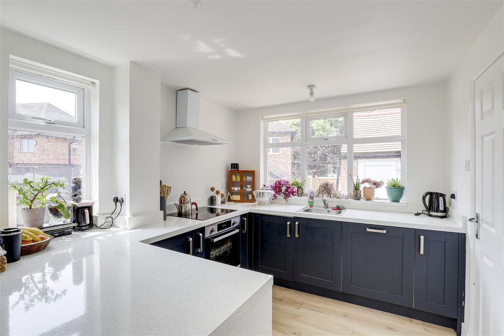 Property photo 2 of 20 7439.Jpg