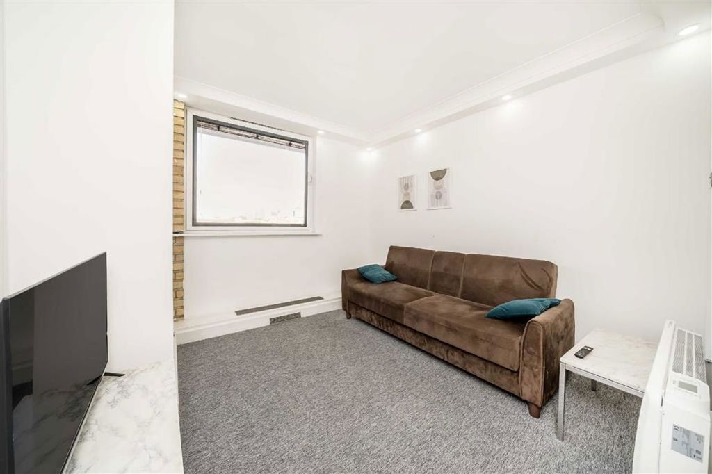 Property photo 2 of 4