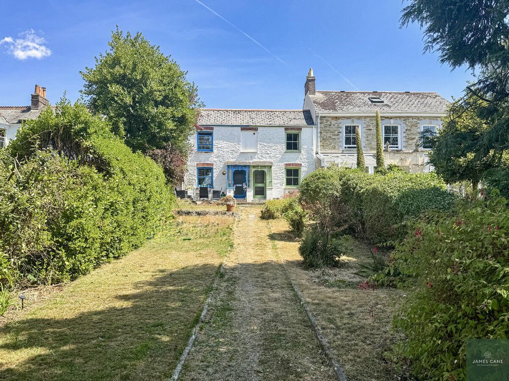 Property photo 2 of 16