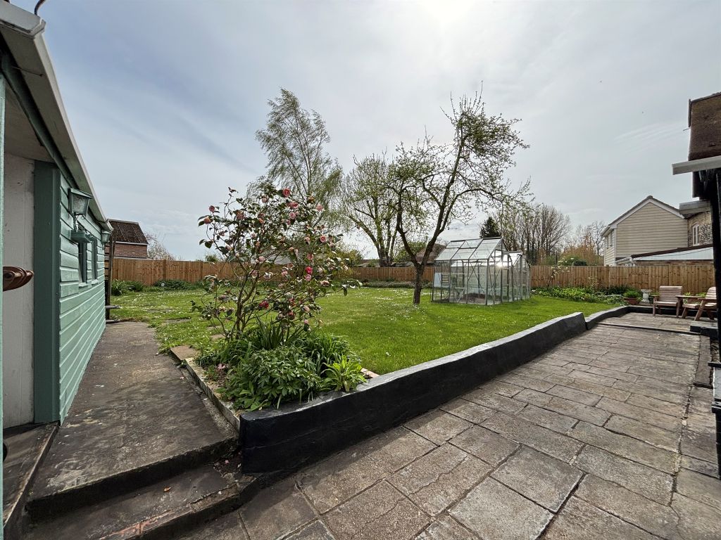 Property photo 3 of 17