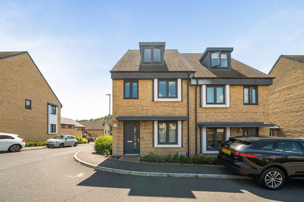 Property photo 1 of 21 1492293-21-6A58ce...
