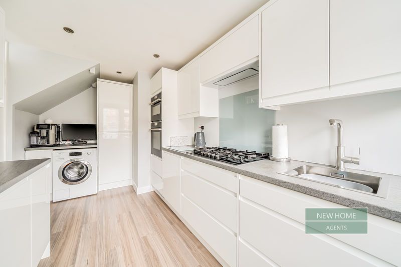 Property photo 3 of 22 Photo 7