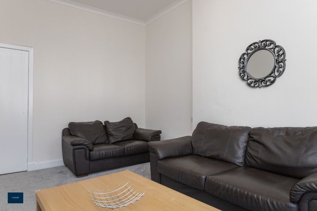 Property photo 3 of 9 Photo 3