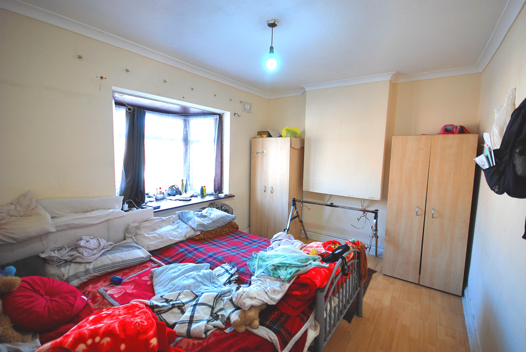 Property photo 3 of 6