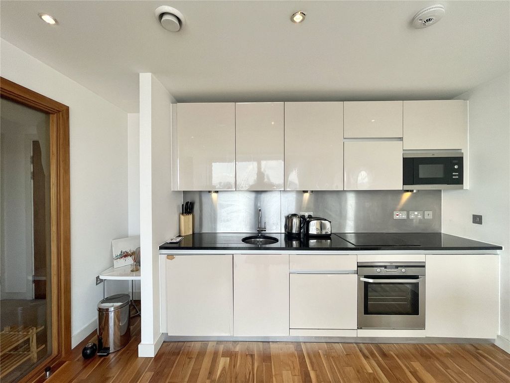 Property photo 3 of 6 Picture No. 03