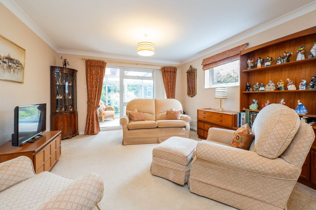 Property photo 2 of 16 Picture No. 06